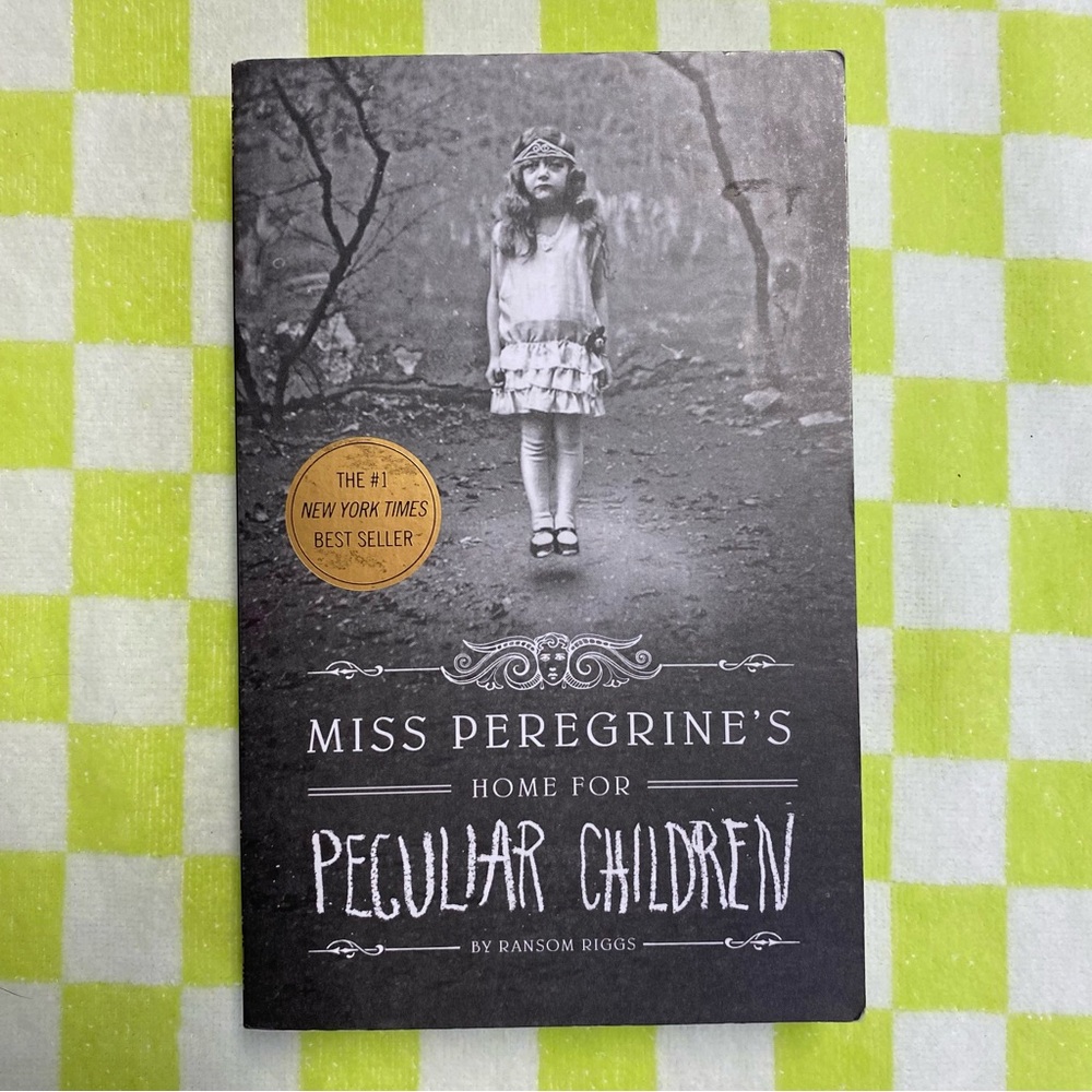 ✨SOLD✨Miss Peregrines Home for Peculiar Children Book
